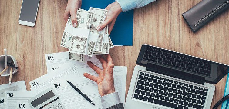 5 tips for control your financial investments.